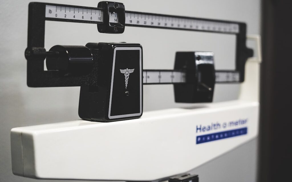 Jak skutecznie leczyć otyłość? Kompleksowe podejście do walki z nadwagą